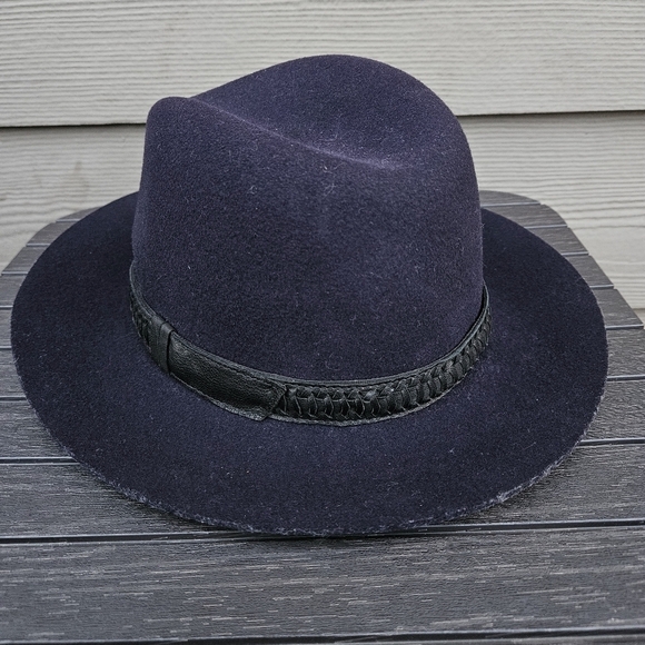 Rag & Bone Navy Blue Range Fedora 100% Wool Hat Black Leather Trim Size Medium - Picture 1 of 8